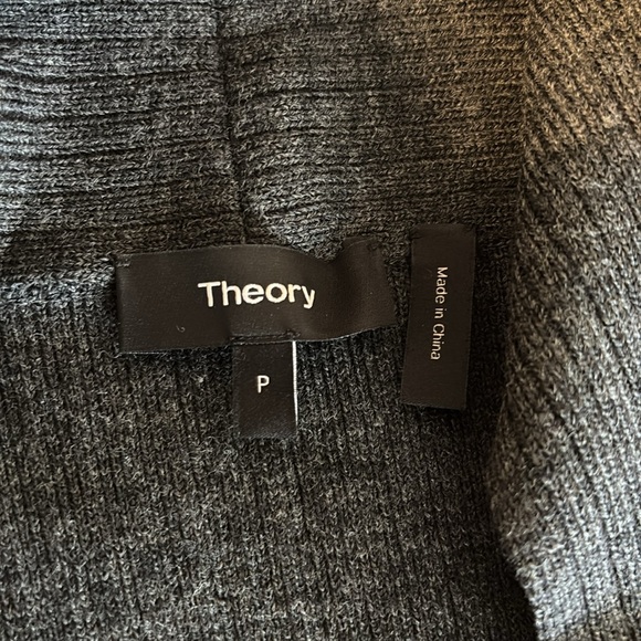 THEORY Gray Reeda R Noble Wool Blend Cardigan Sweater Top Size Petit (XS) - Picture 4 of 6
